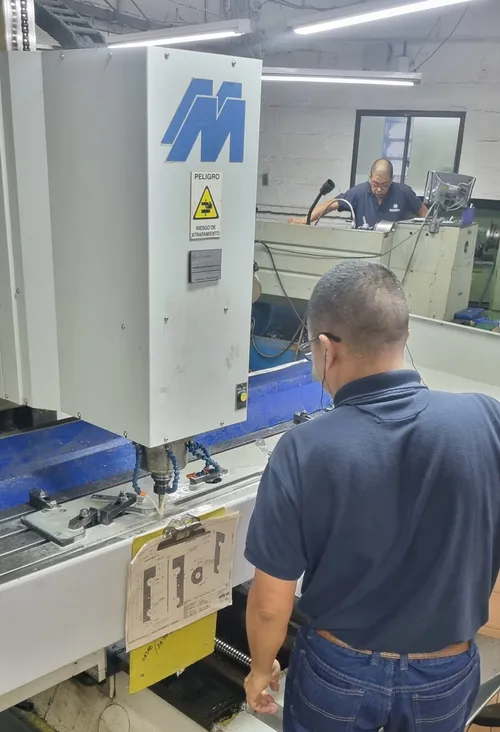 Máquinas e instalaciones